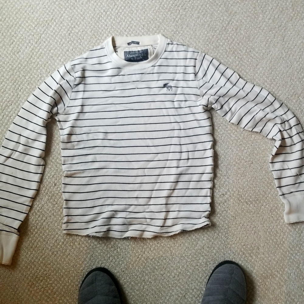Mens small Abercrombie waffle shirt striped white and black